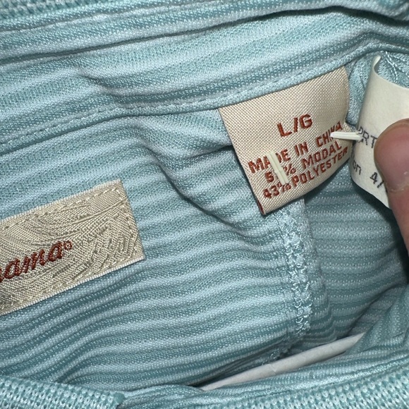 TOMMY BAHAMA POLO Large in Baby Blue - Picture 5 of 6